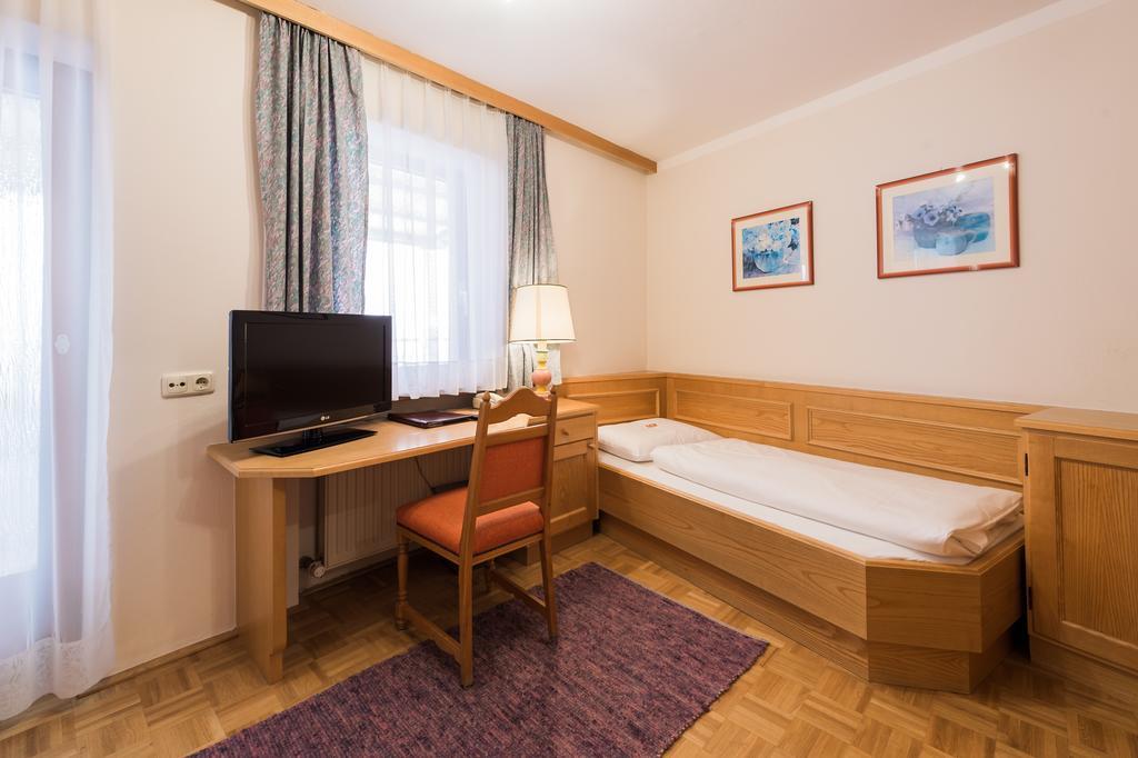 Gaestehaus Reiter Голлинг-на-Хальцахе Экстерьер фото